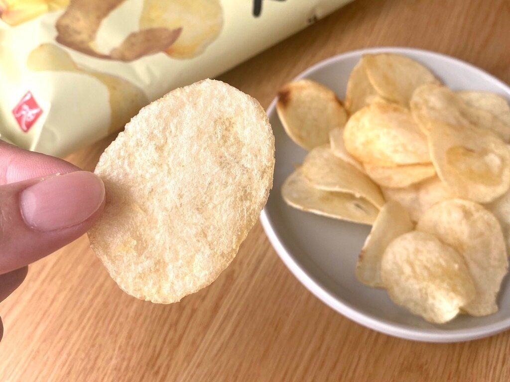 北海道でつくったポテトチップスしお味