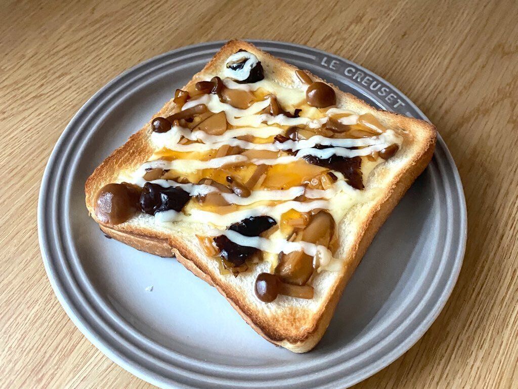 きのこチーズトースト