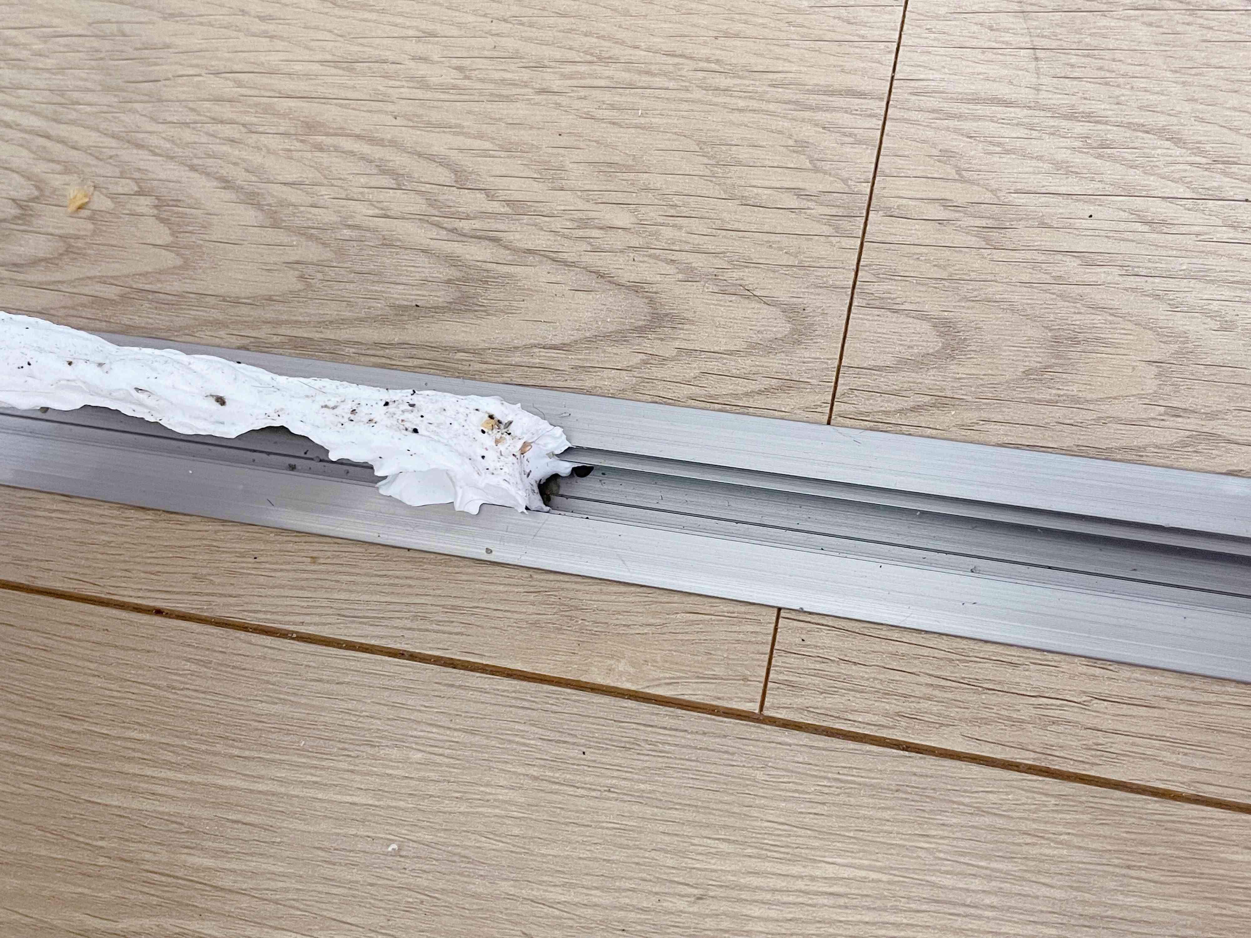 ごっそり取れる粘土クリーナー