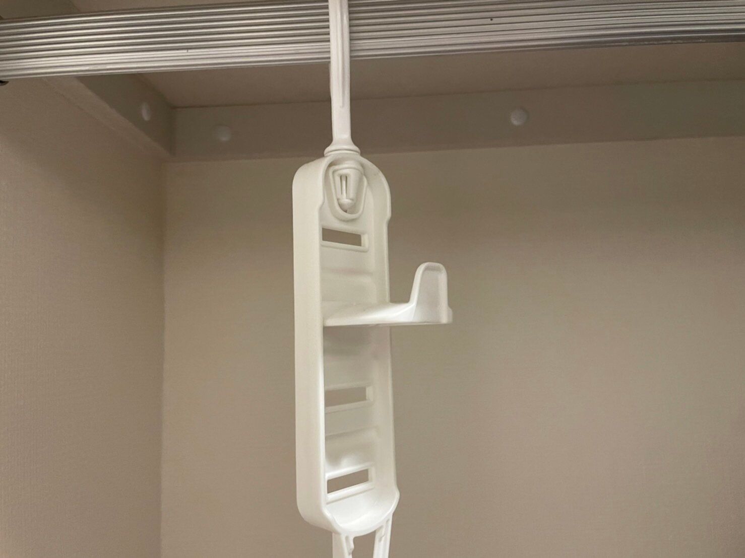 フックの位置が調整可能で便利