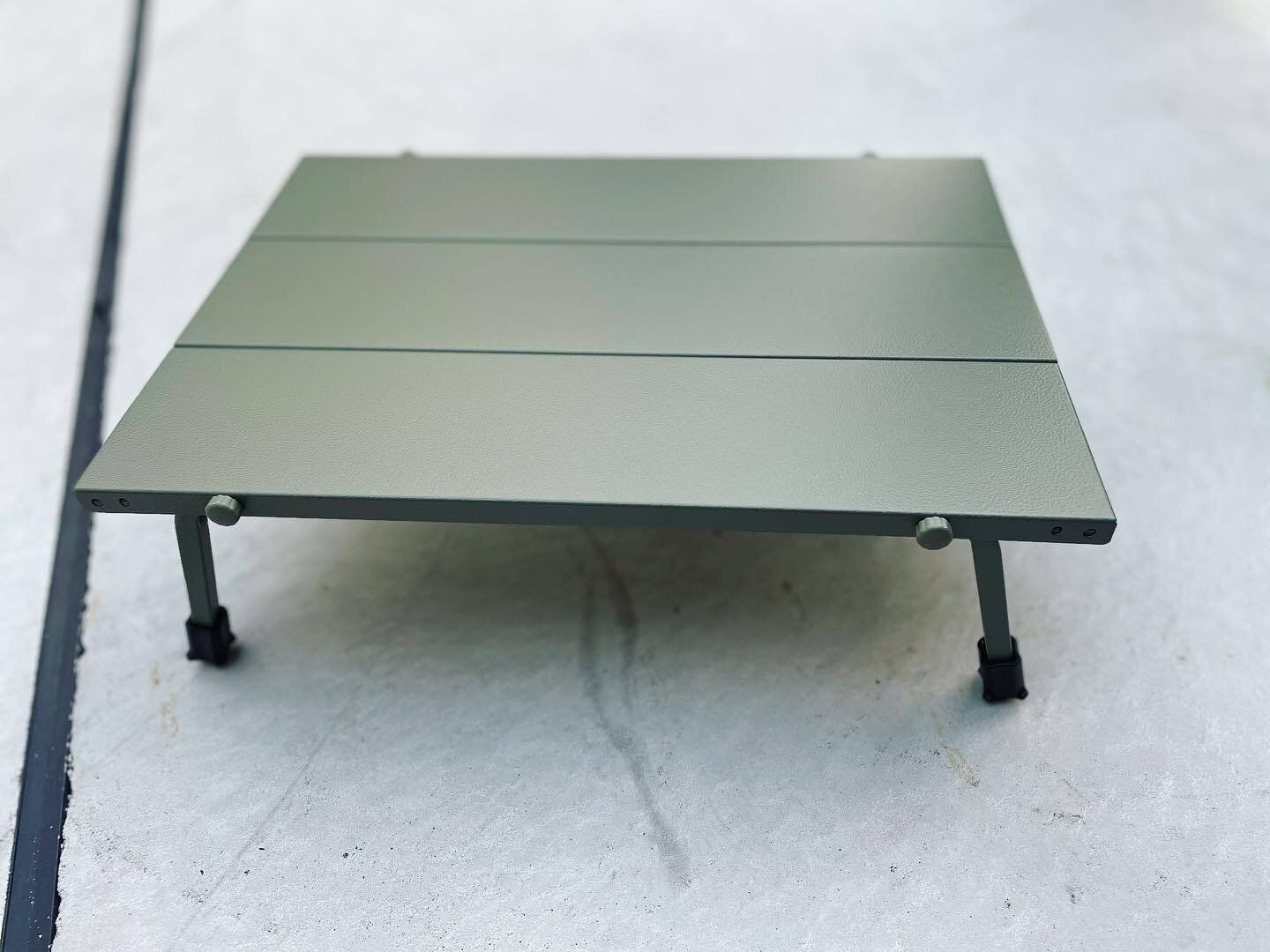 【ワークマン】500円以下とは思えない！「アルミテーブル」