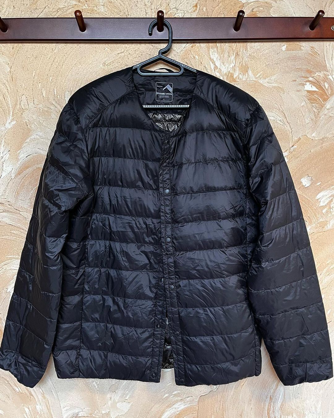 秋から春先まで使えるライトジャケット