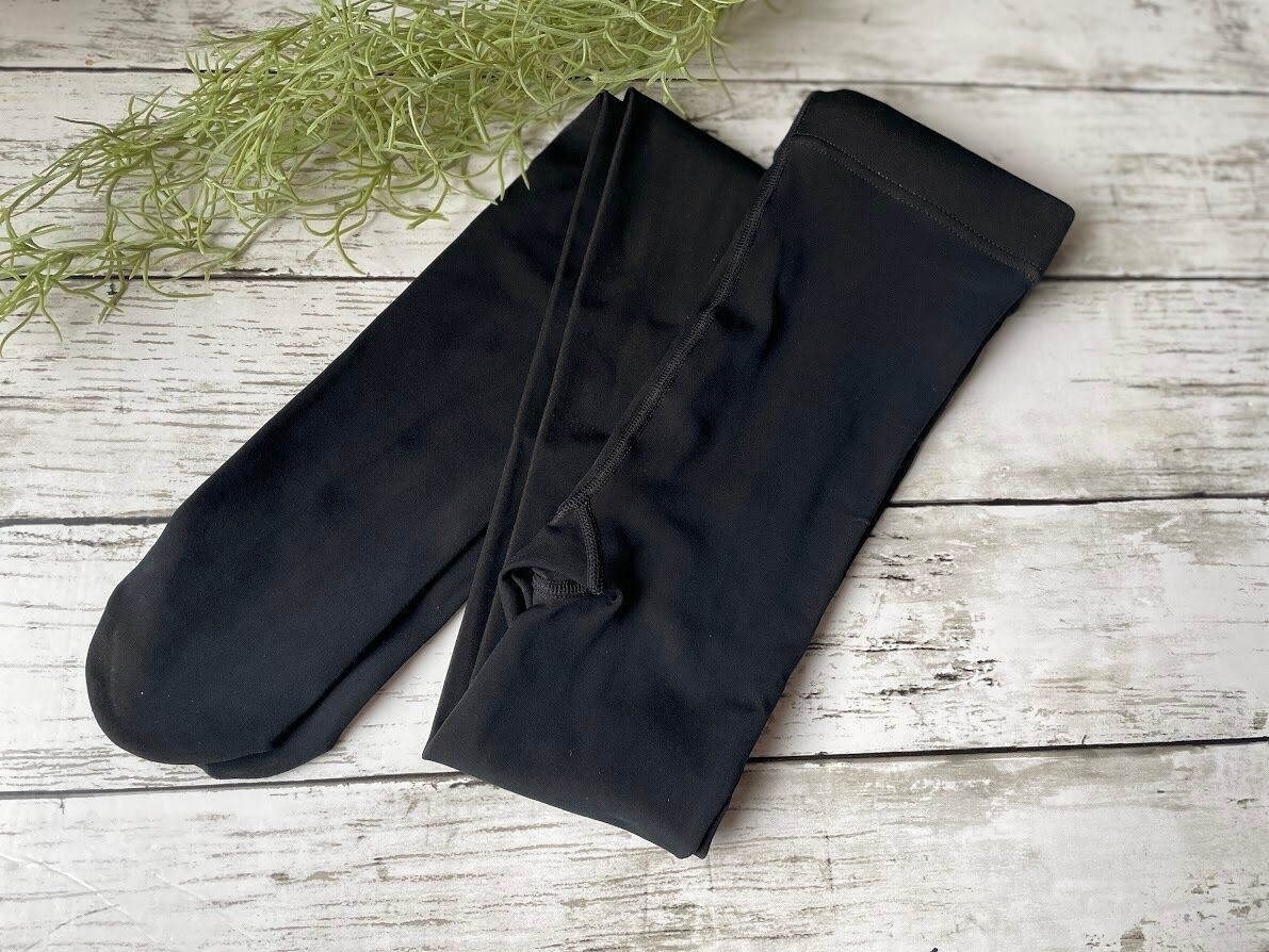 ダイソー　フェイクタイツ黒ストッキング風