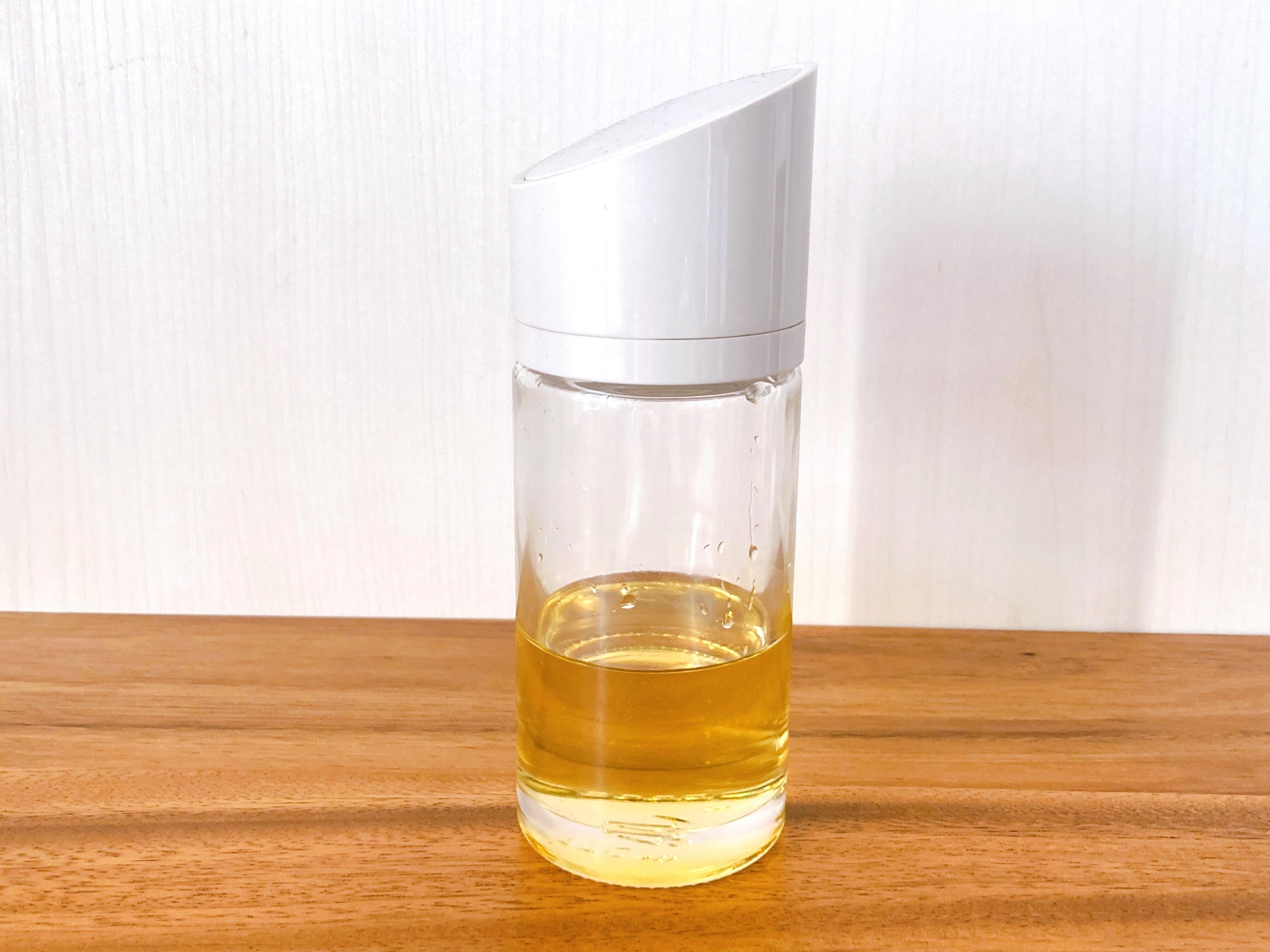 3COINSのオイル差し