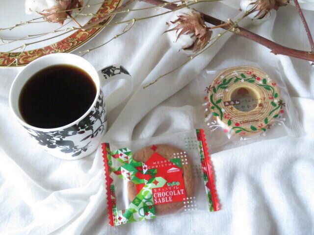 シャトレーゼのクリスマスパッケージのスイーツ2選