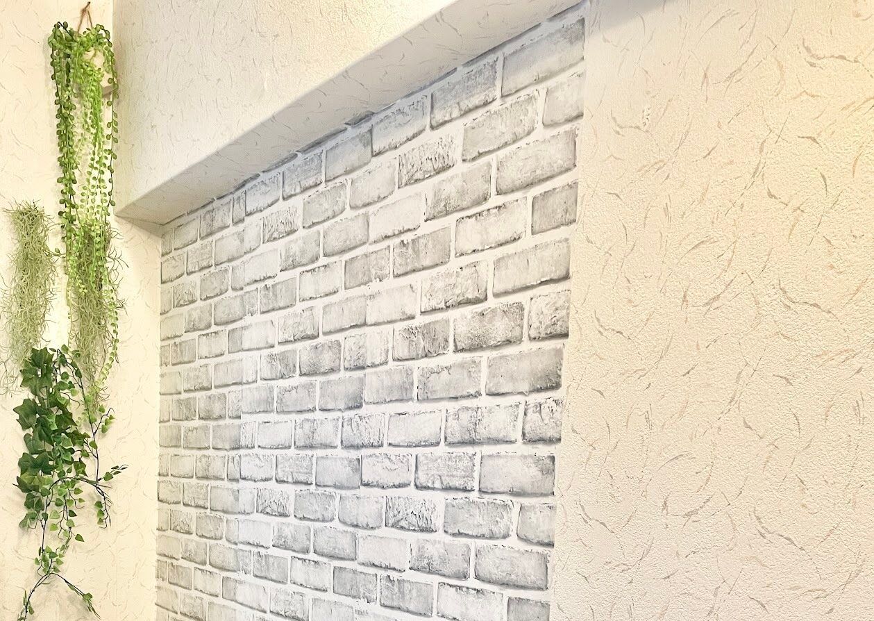 幅45cmの壁紙を3枚貼ったところ