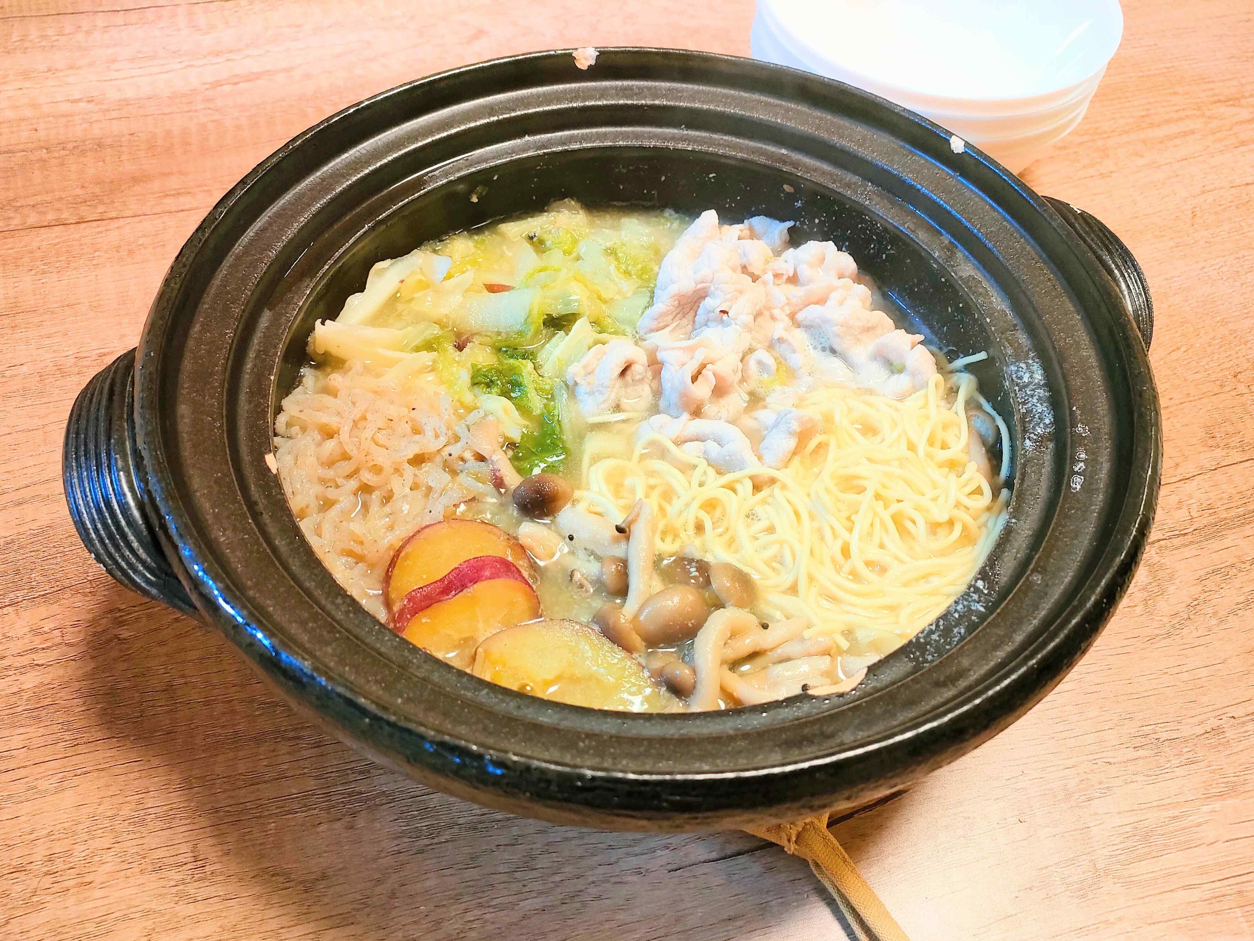 しゃぶしゃぶ鍋で作った鍋