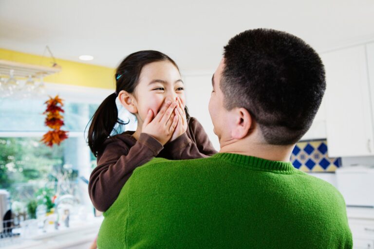 「大きくなったねえ」6歳娘の頭を撫でたパパ。娘から返ってきた言葉が感動的で涙なしには聞けない