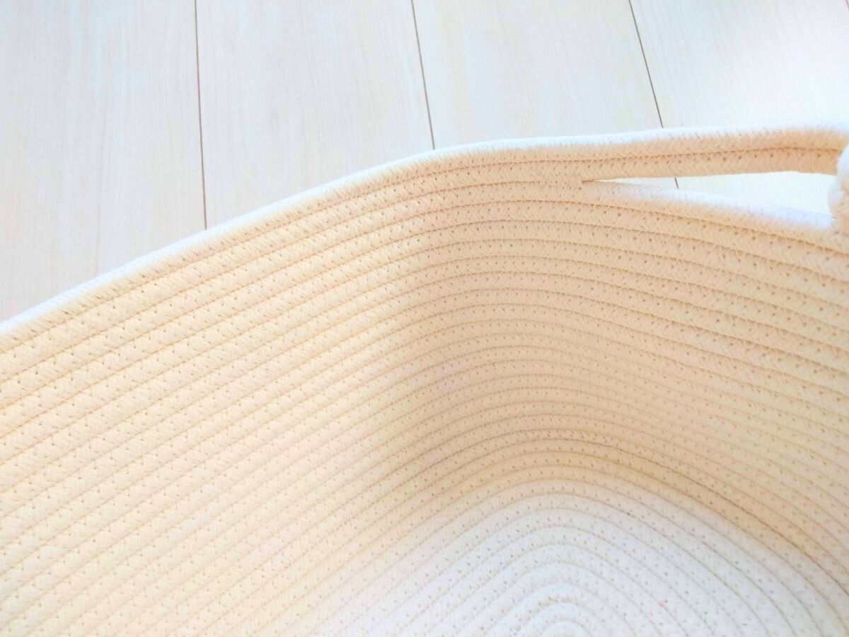 生成りコットン収納の内側の拡大写真