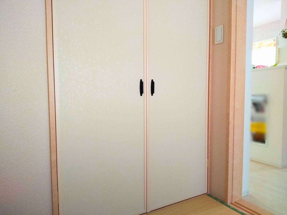 和室の押し入れの扉