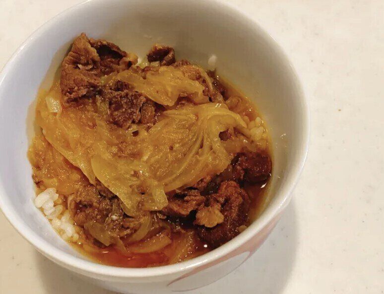 材料入れるだけ！電気圧力鍋で作るかんたん牛丼！