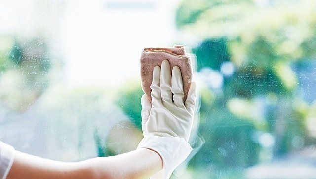 窓・網戸・サッシ掃除は5分で終わる！これで年末の大掃除いらず！