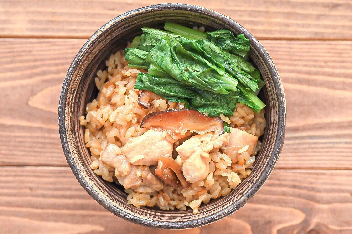 茶碗に入った完成したボウジャイファン