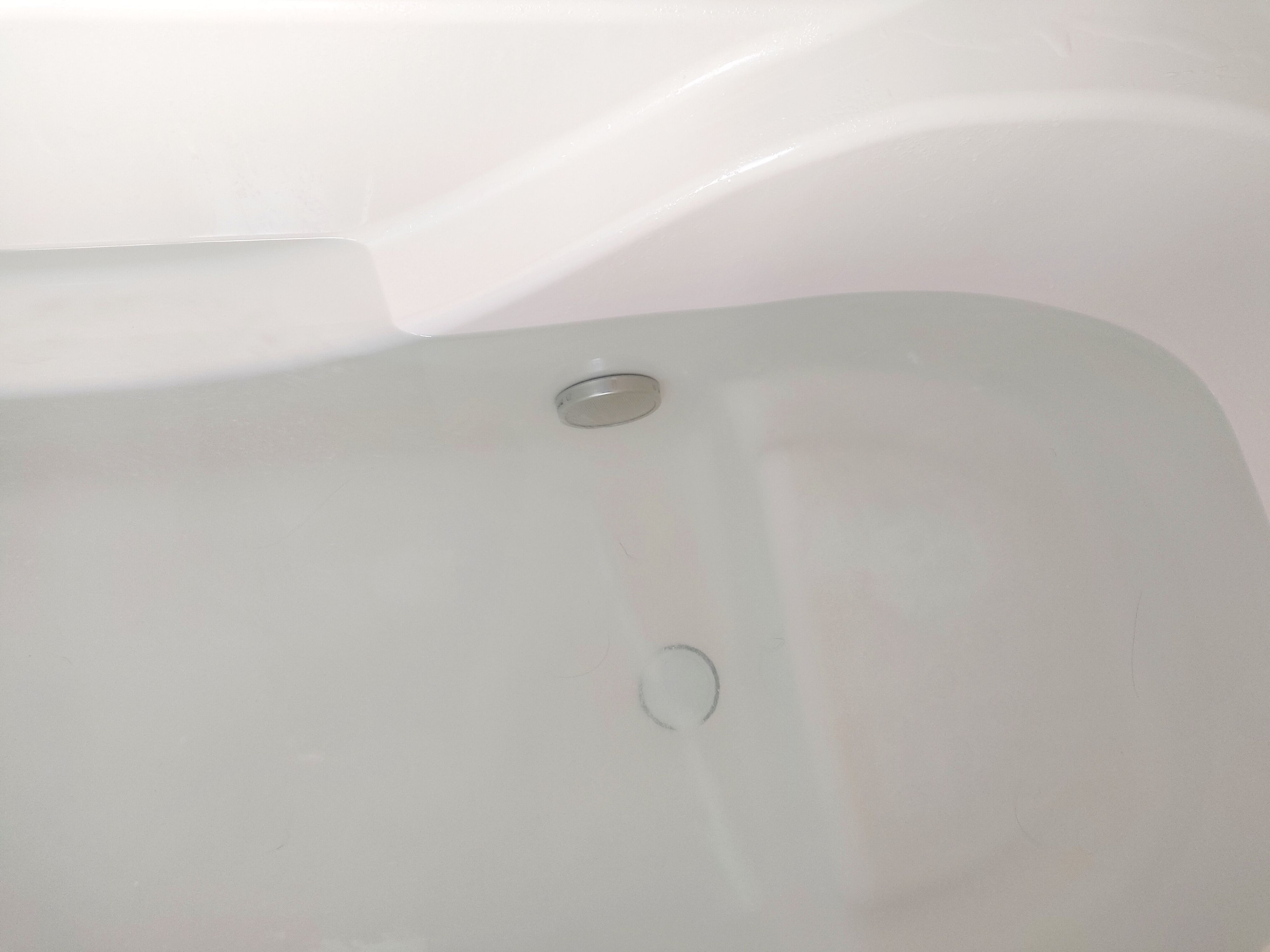 お風呂釜の掃除の様子