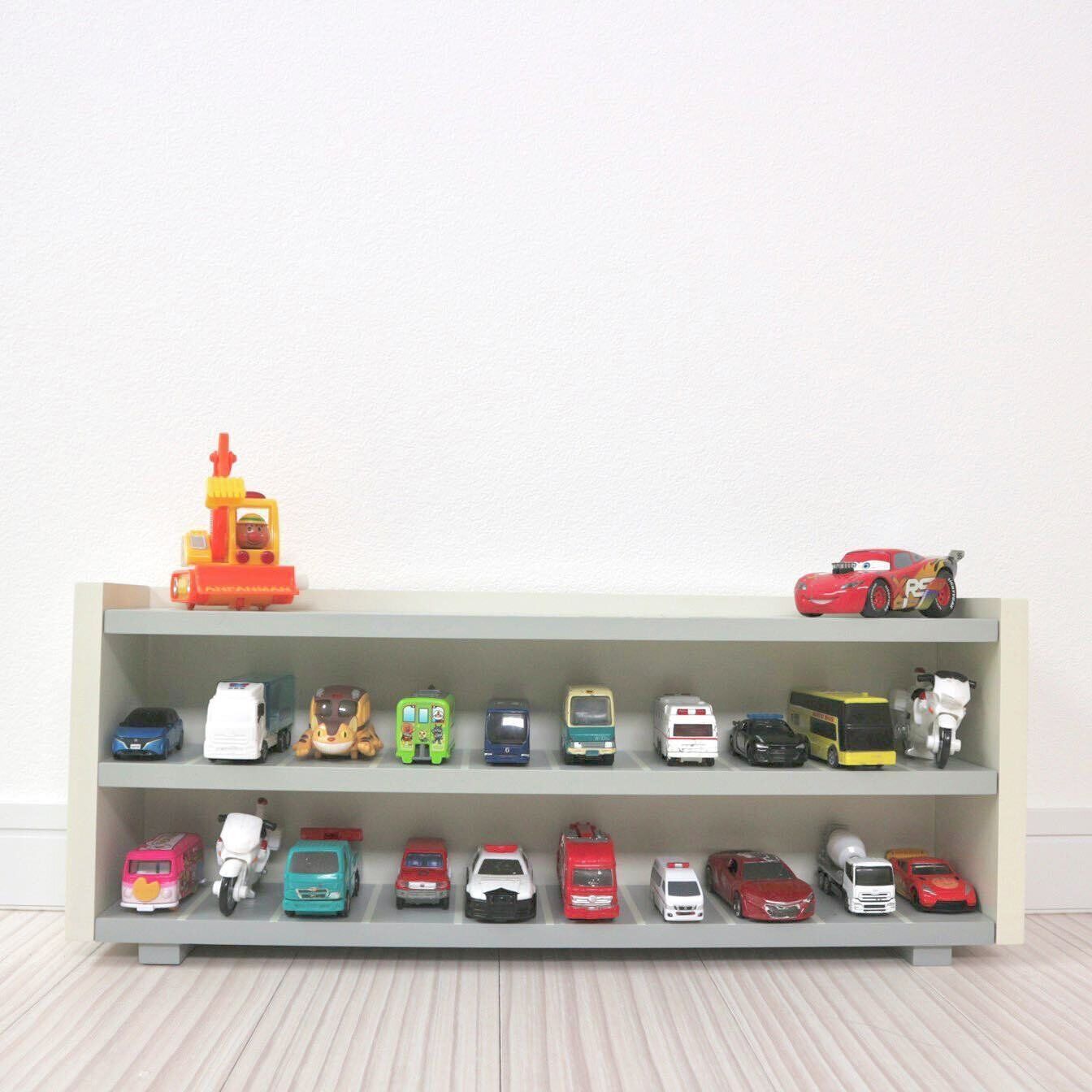 【3COINS】今人気！ミニカー収納棚