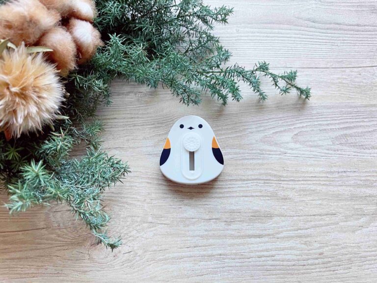 飛ぶように売れている【セリア】話題の「シマエナガ」超優秀人気グッズ3選