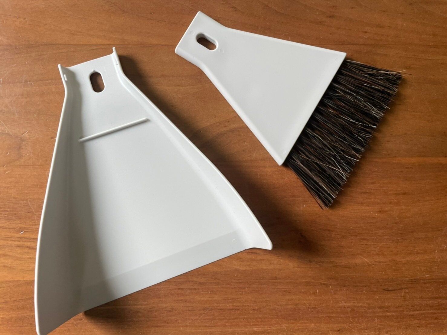 掃除道具には見えないシンプルさ!