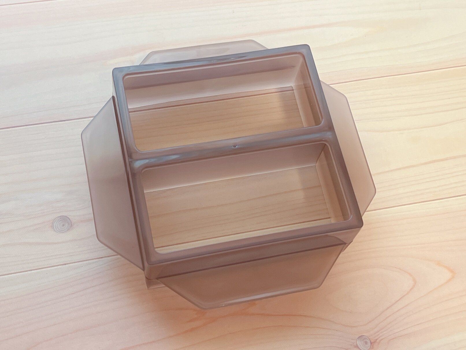 ぎゅっと押すだけでパックサンドができる!