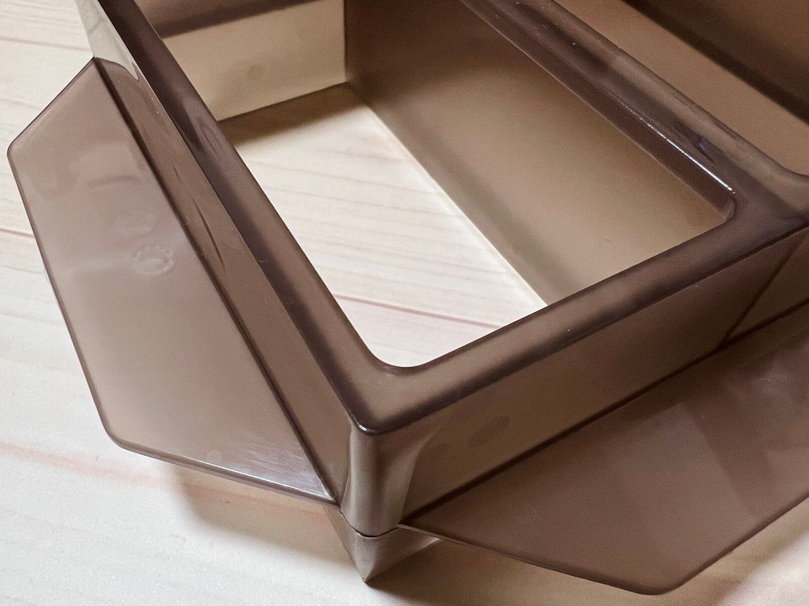 ぎゅっと押すだけでパックサンドができる!