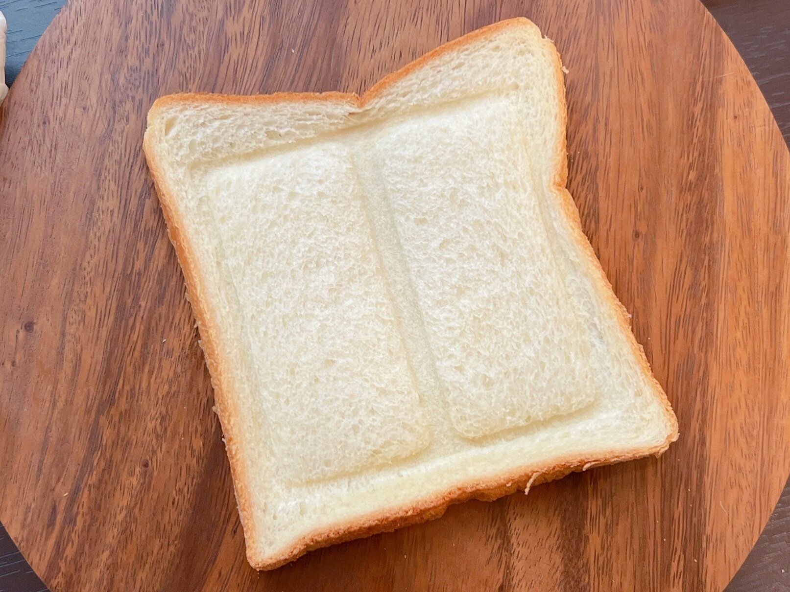 ぎゅっと押すだけでパックサンドができる!