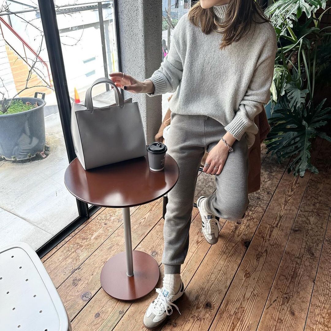 GU・ユニクロも！もたくさん食べても大丈夫！ストレスフリーでオシャレに見える服5選