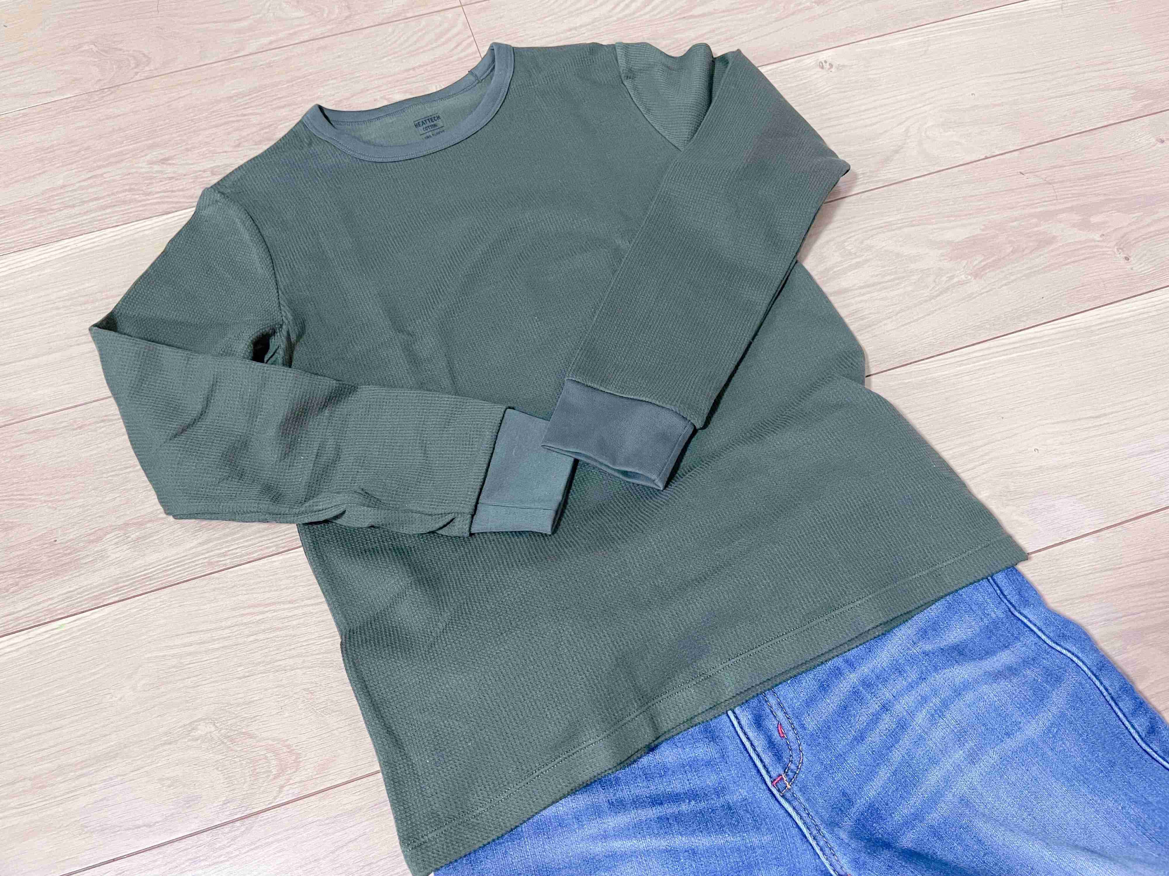 下着にもカットソーにもなるヒートテック