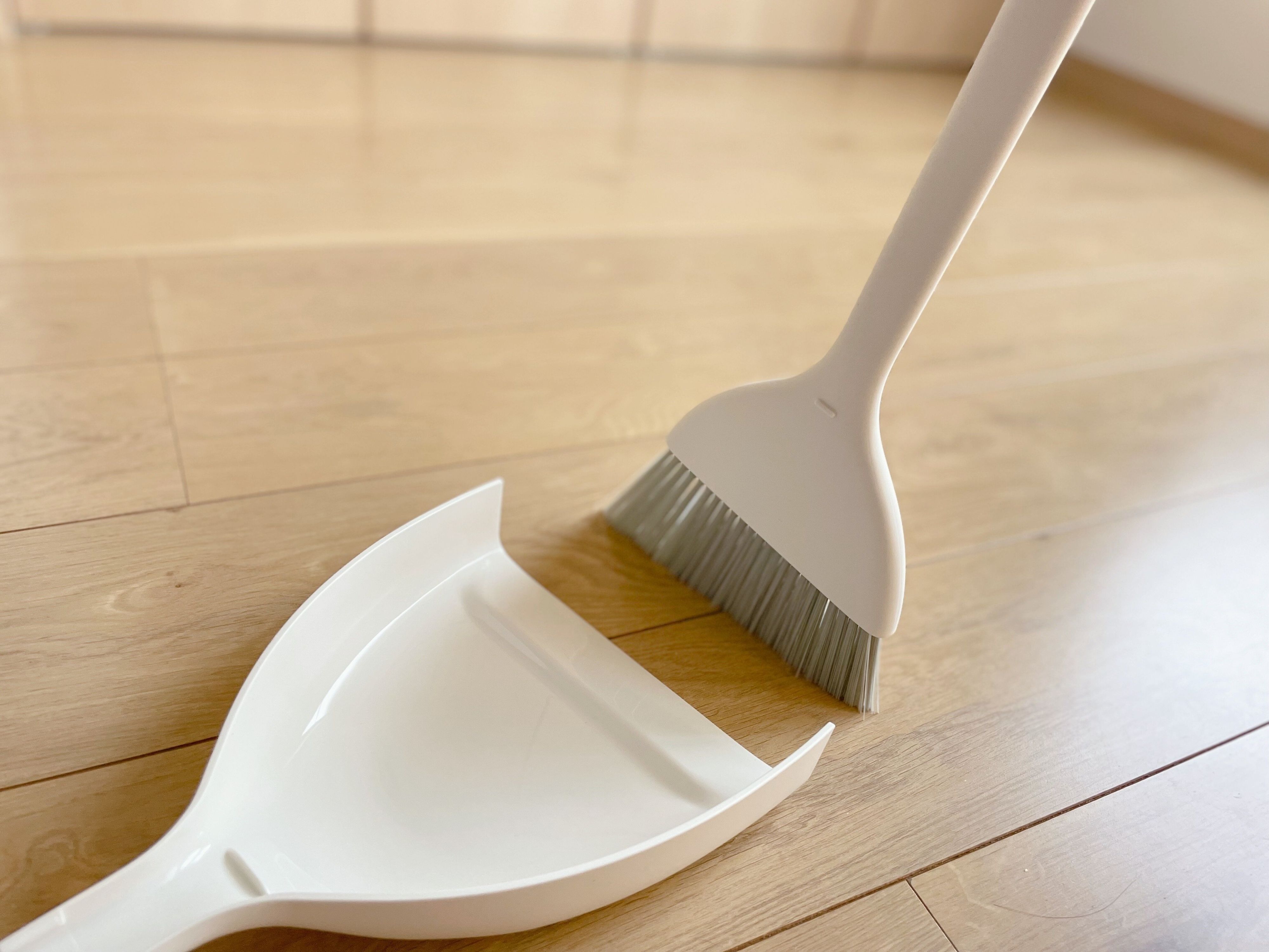 特長は斜めカットのブラシ