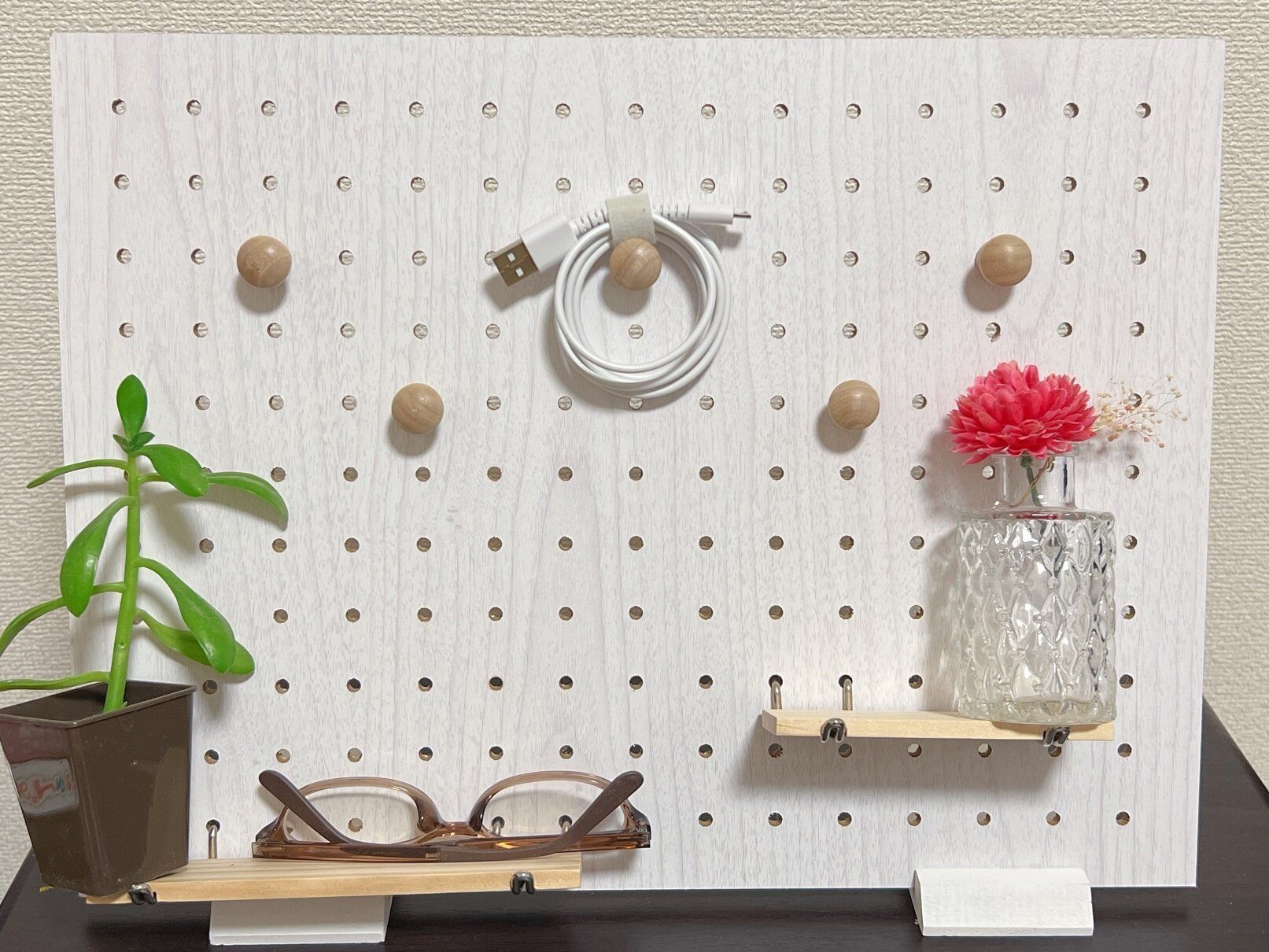 【ダイソー】賃貸でもOK！ダイソーのデザインボード＋αで見せる壁収納がカンタンにできちゃいます