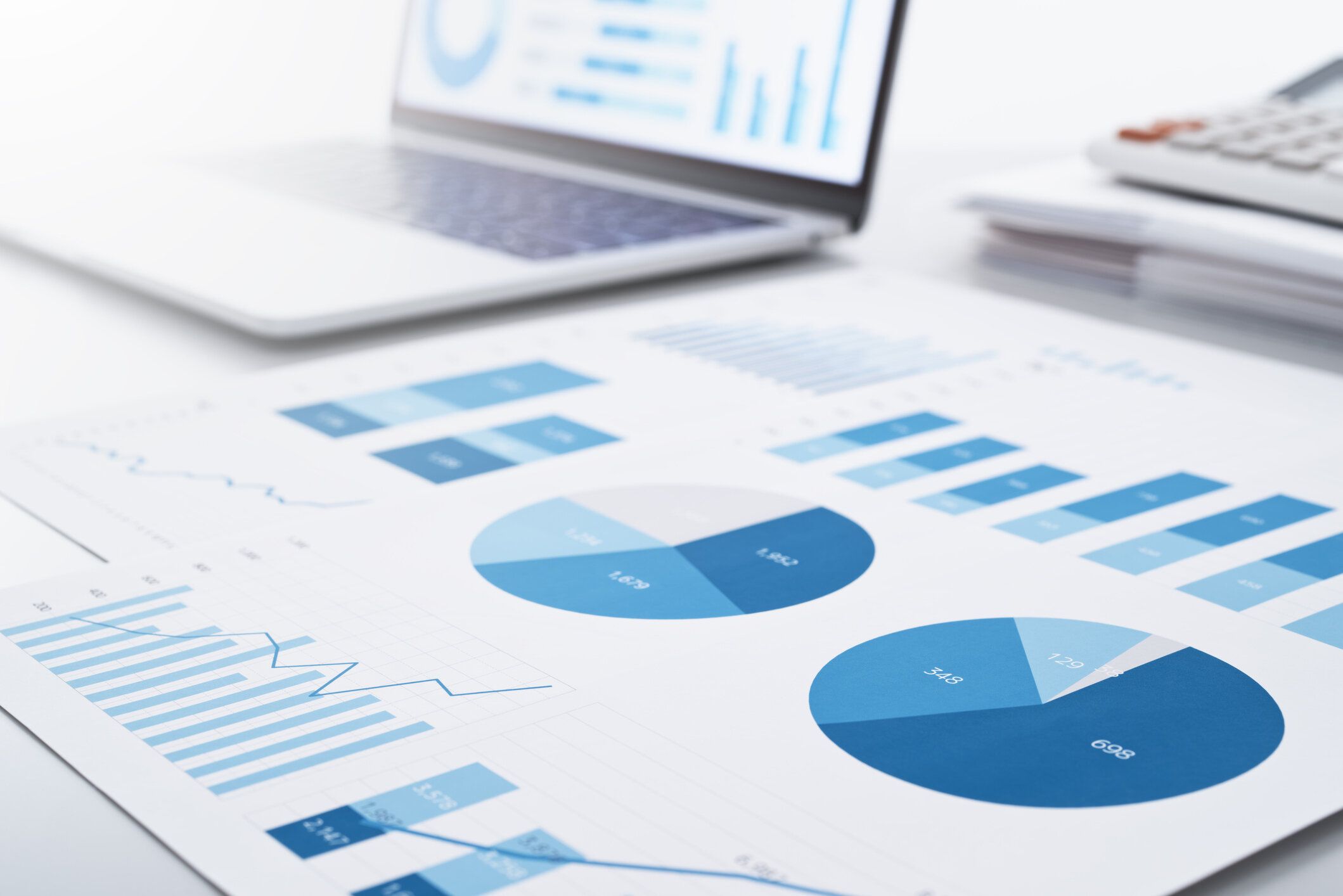 ビジネス インテリジェンスと分析レポート。