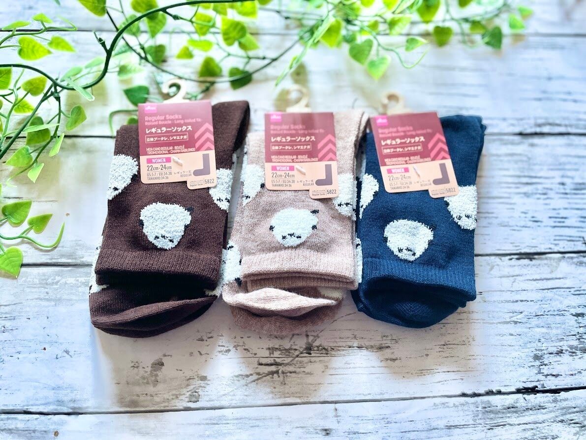 ダイソーのレギュラーソックス（立体ブークレ　シマエナガ）