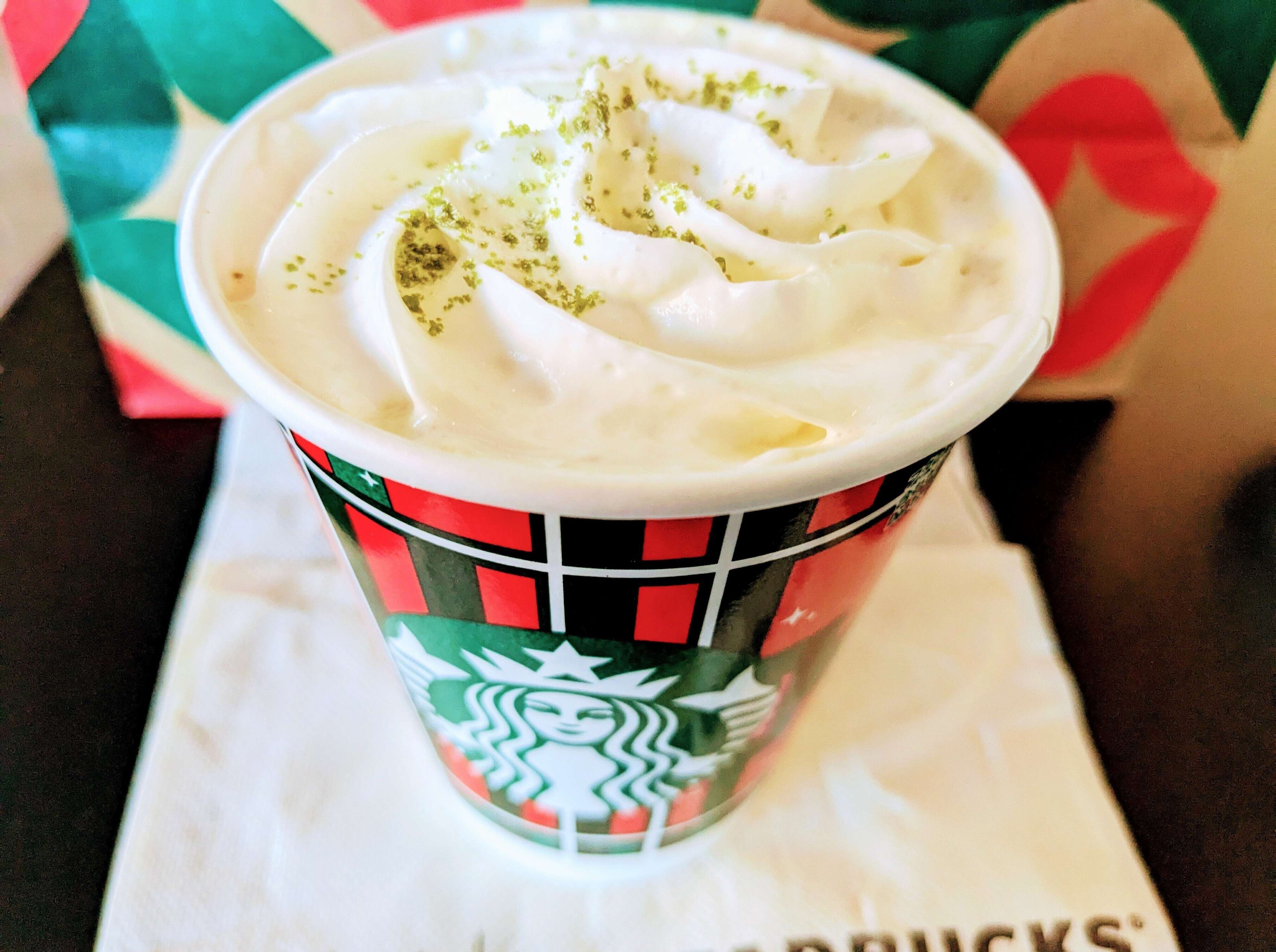 スターバックスコーヒー　メルティホワイト ピスタチオ モカ