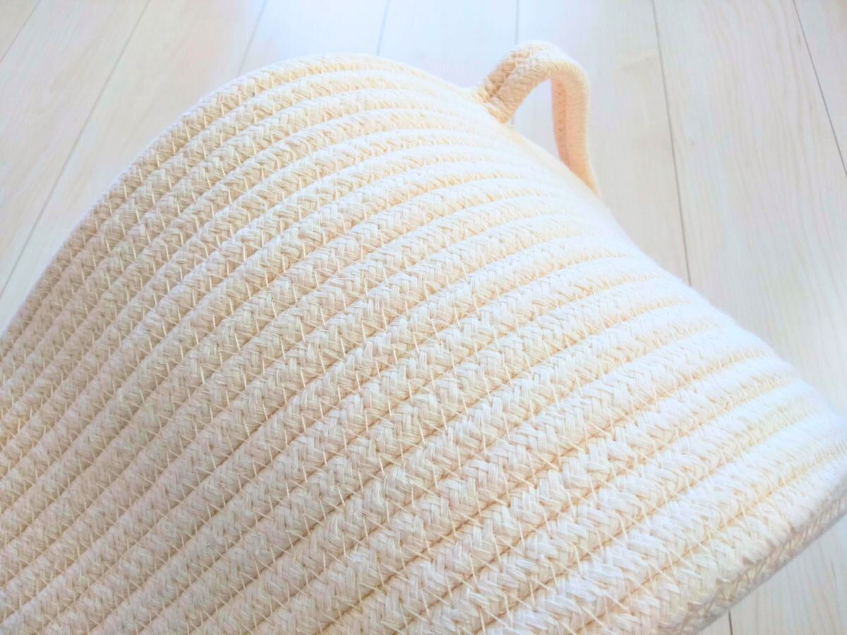 生成りコットン収納の外側の拡大写真