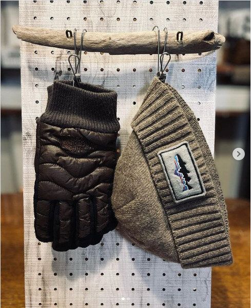 DIY好き必見！流木を使ったハンガーバーがおしゃれで便利