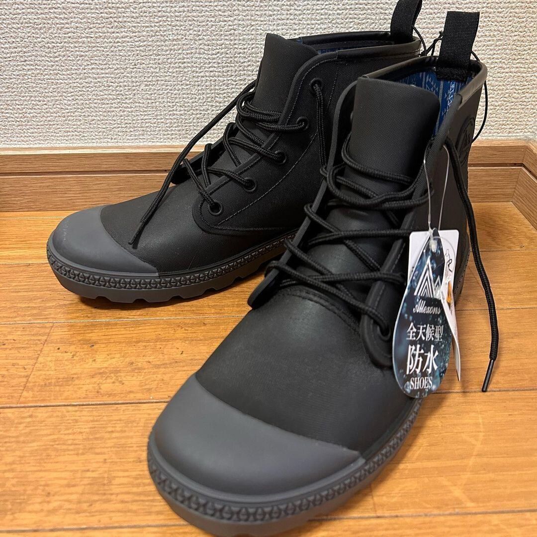 アウトドアや雨の日にぴったりな、サファリシューズ