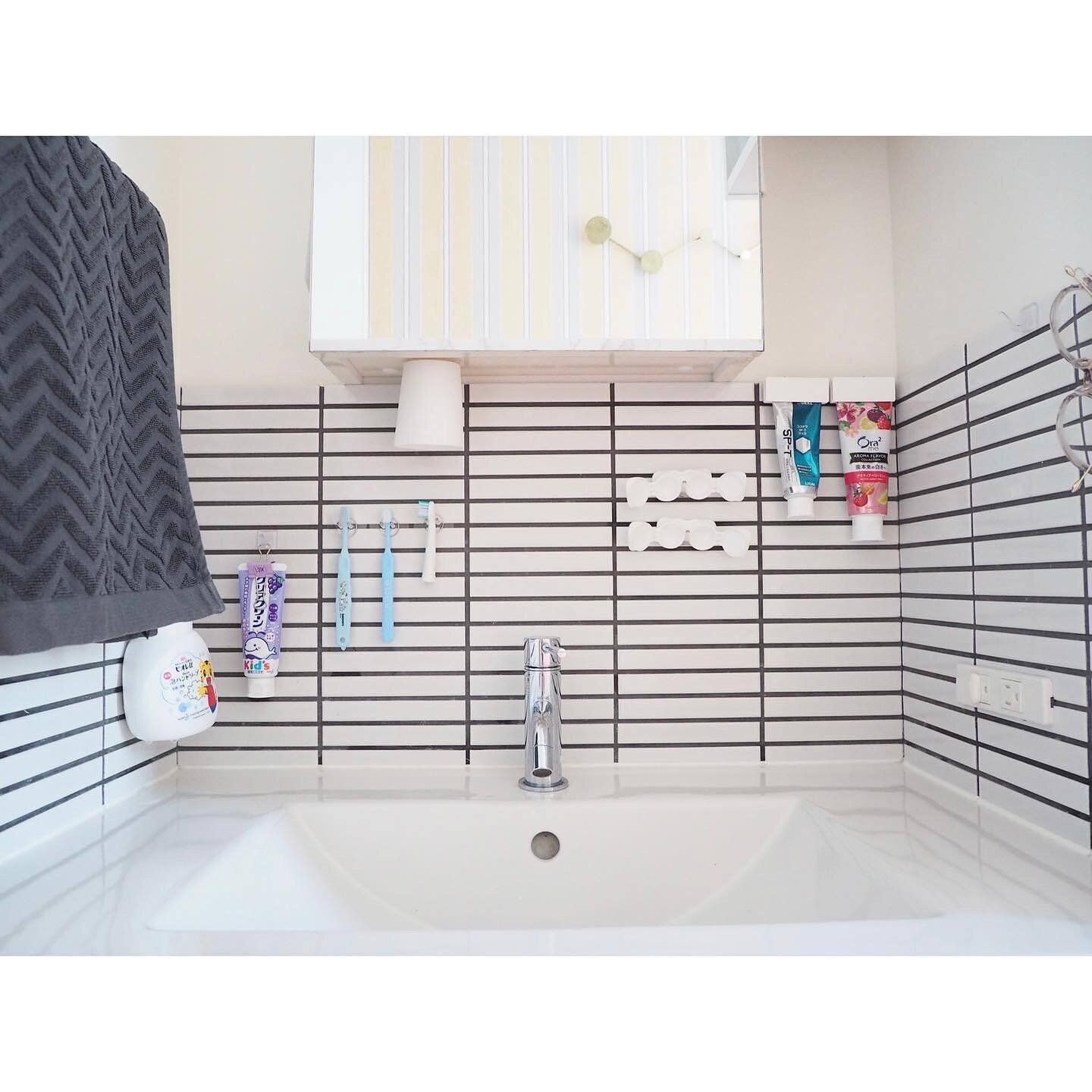 【セリア】磁石でくっつく！歯磨き粉収納アイデア