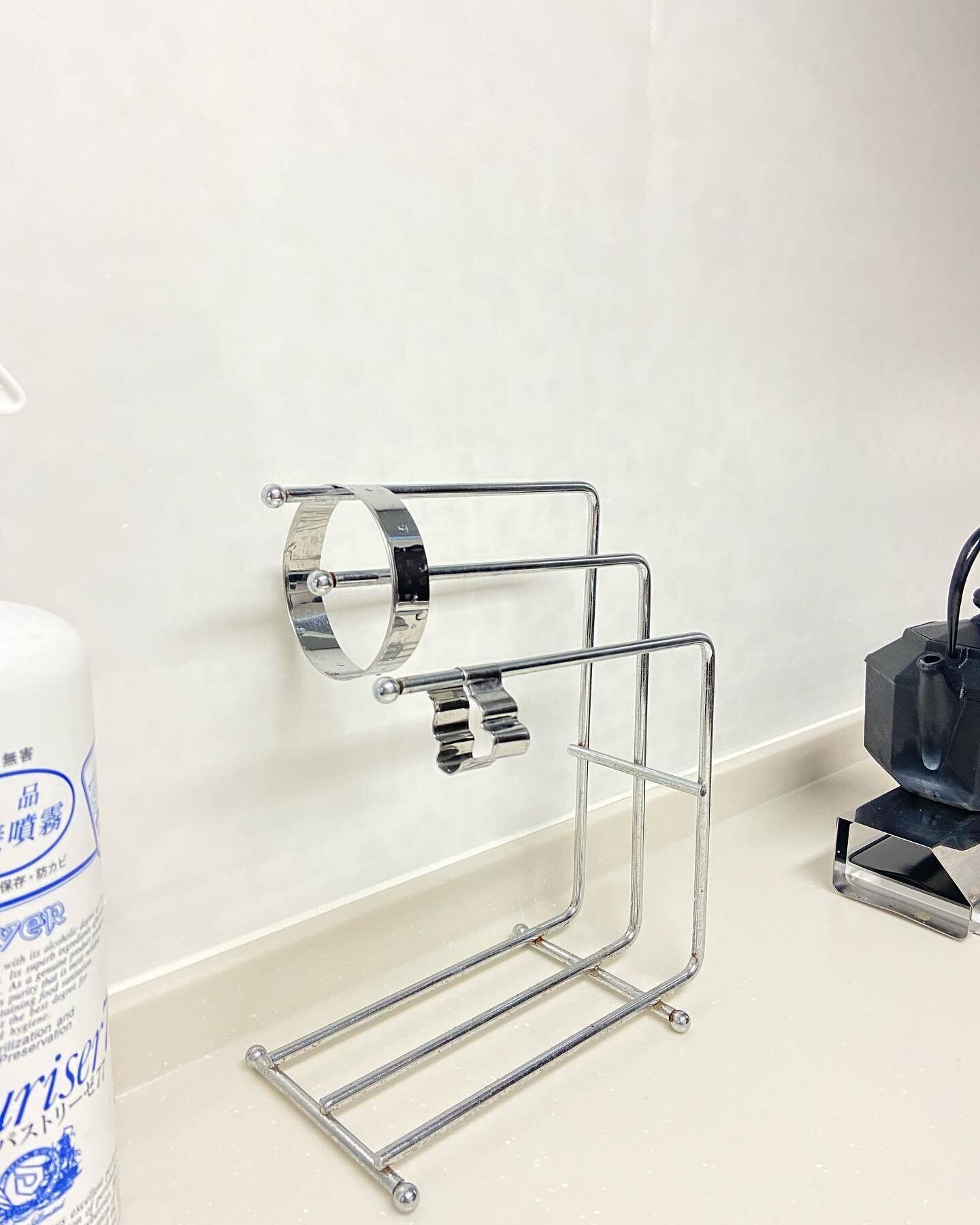 【ニトリ】キッチンで便利に使える「タオル掛け」