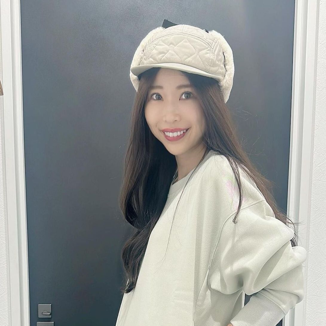 普段のコーデにも合わせやすいフライトキャップ