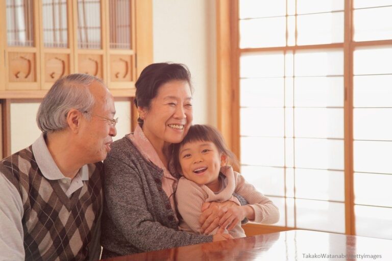 【高齢の親】虫刺され？と思ったらまさかの「低温やけど」！じんわり暖かいヒーターでも要注意！