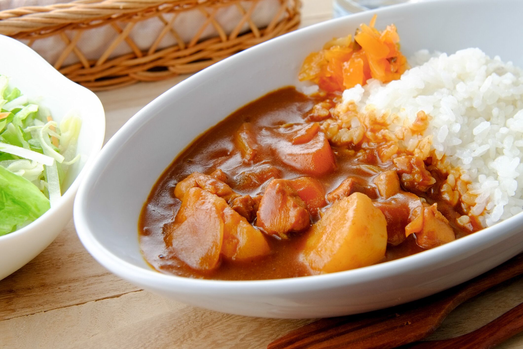 日本のカレーとライス。