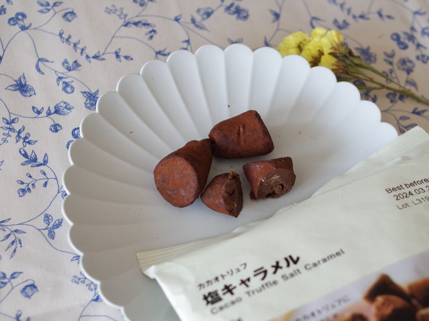 【カルディ&無印良品】ザクザク・じゃりじゃり・ほろほろ!食感が決め手の絶品チョコ3選