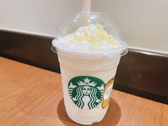 瀬戸内レモンケーキフラペチーノ