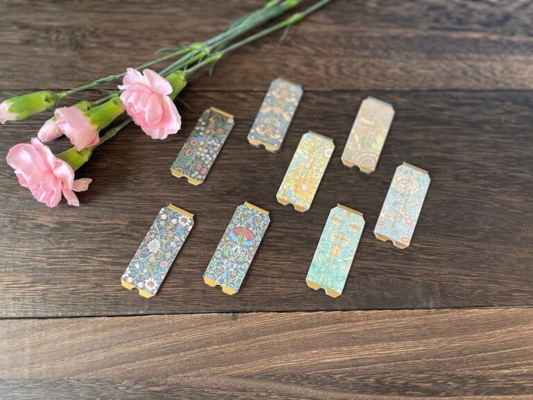 【セリア】マグネットだから落ちない！しかもおしゃれ！こんな「しおり」を待っていた