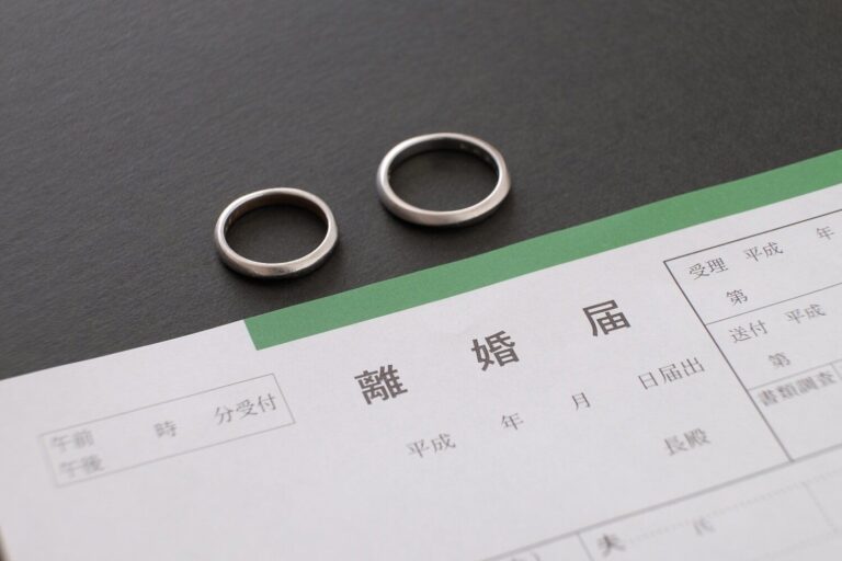 「子どものために離婚しない」は本当に正しいのか？離婚した＆しなかった妻の“末路”