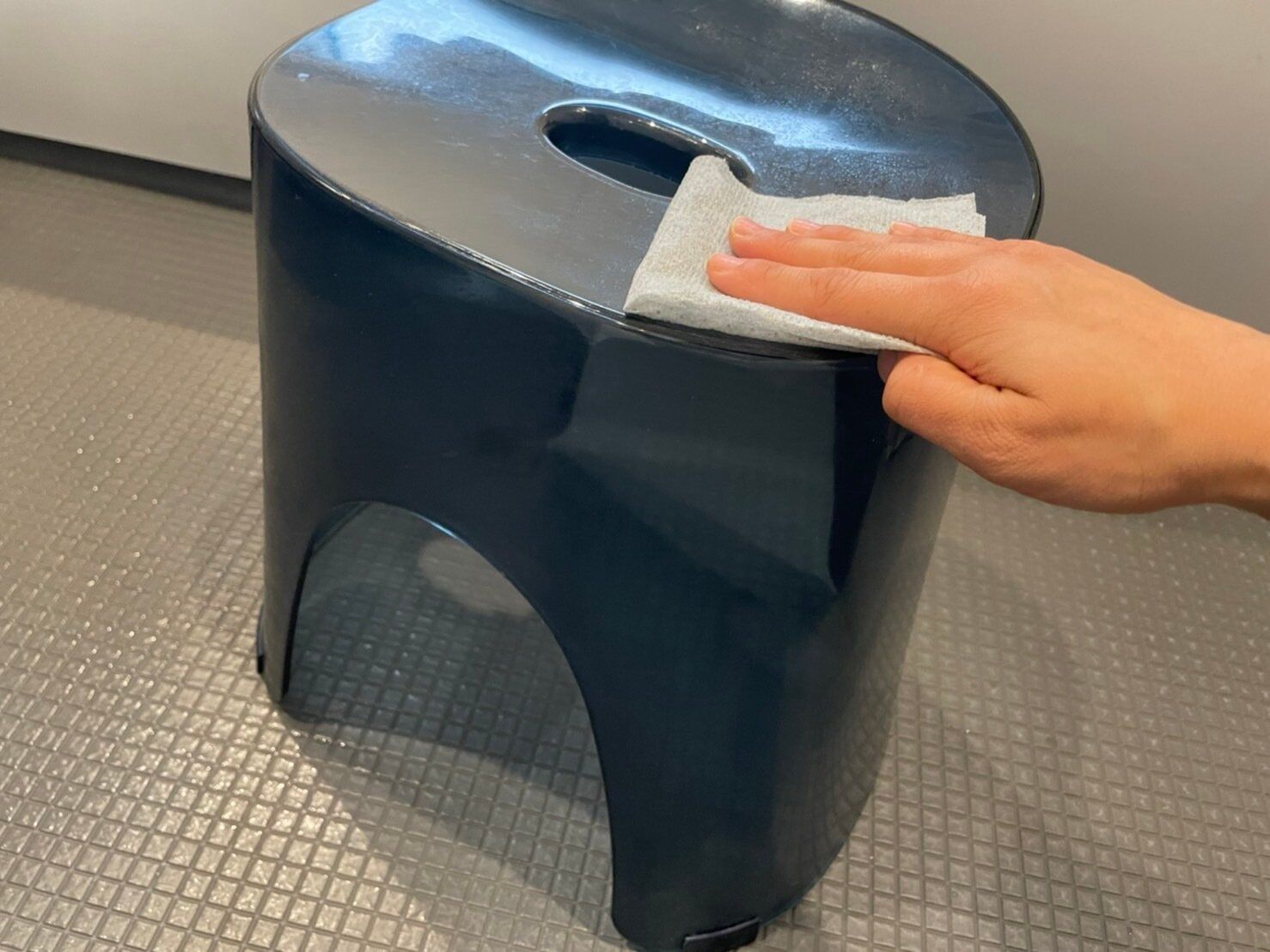 【無印良品】研磨剤不使用!1枚10円でキッチンの汚れ、ほぼすべてに対応できる掃除シート