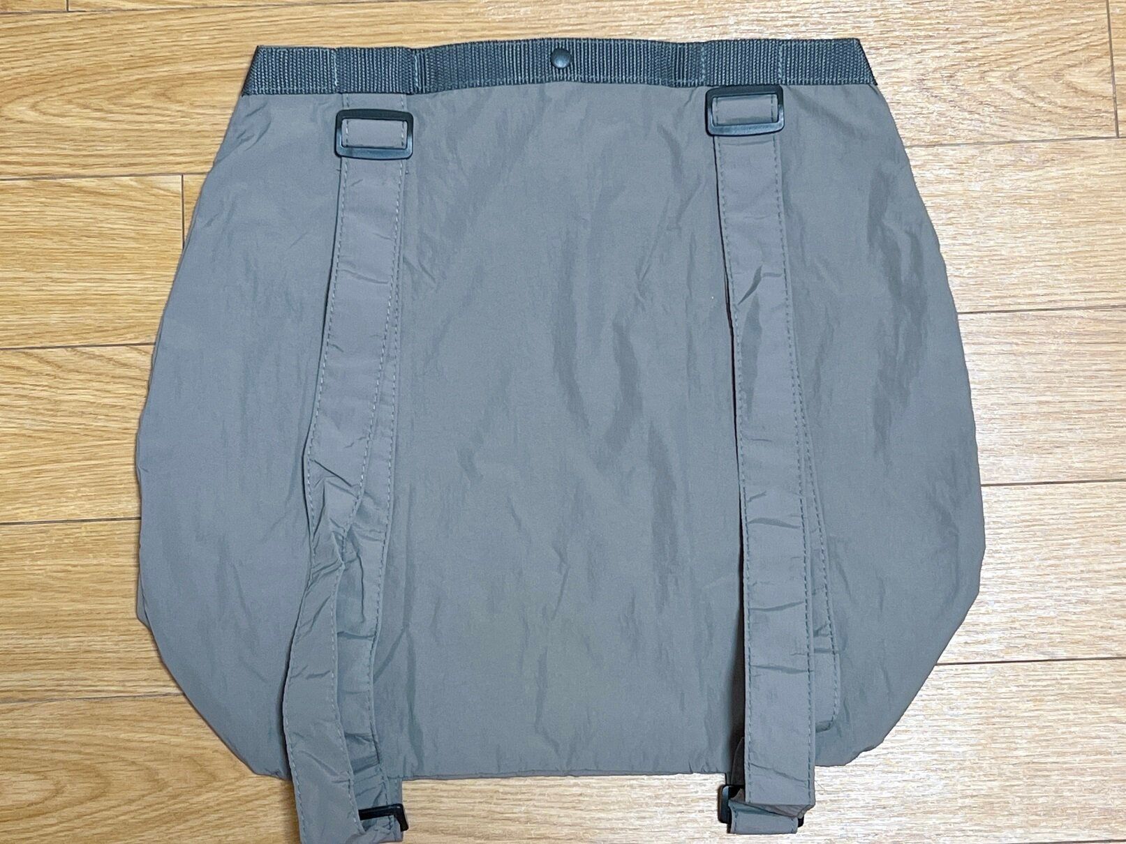 【3COINS】2WAYなうえに手のひらサイズにもなる「エコバッグ」が便利すぎ！