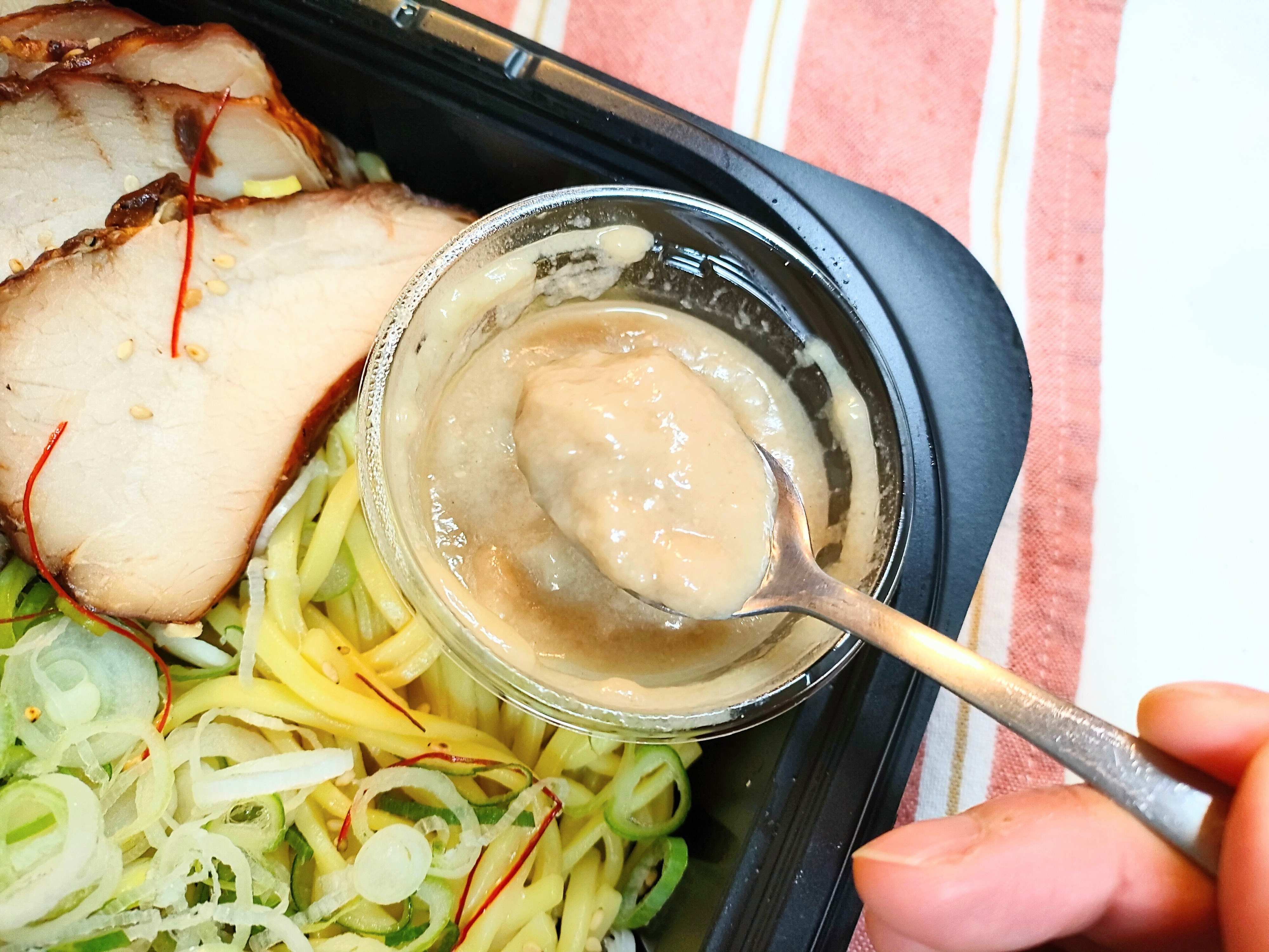 鯛だしまぜそばのソース