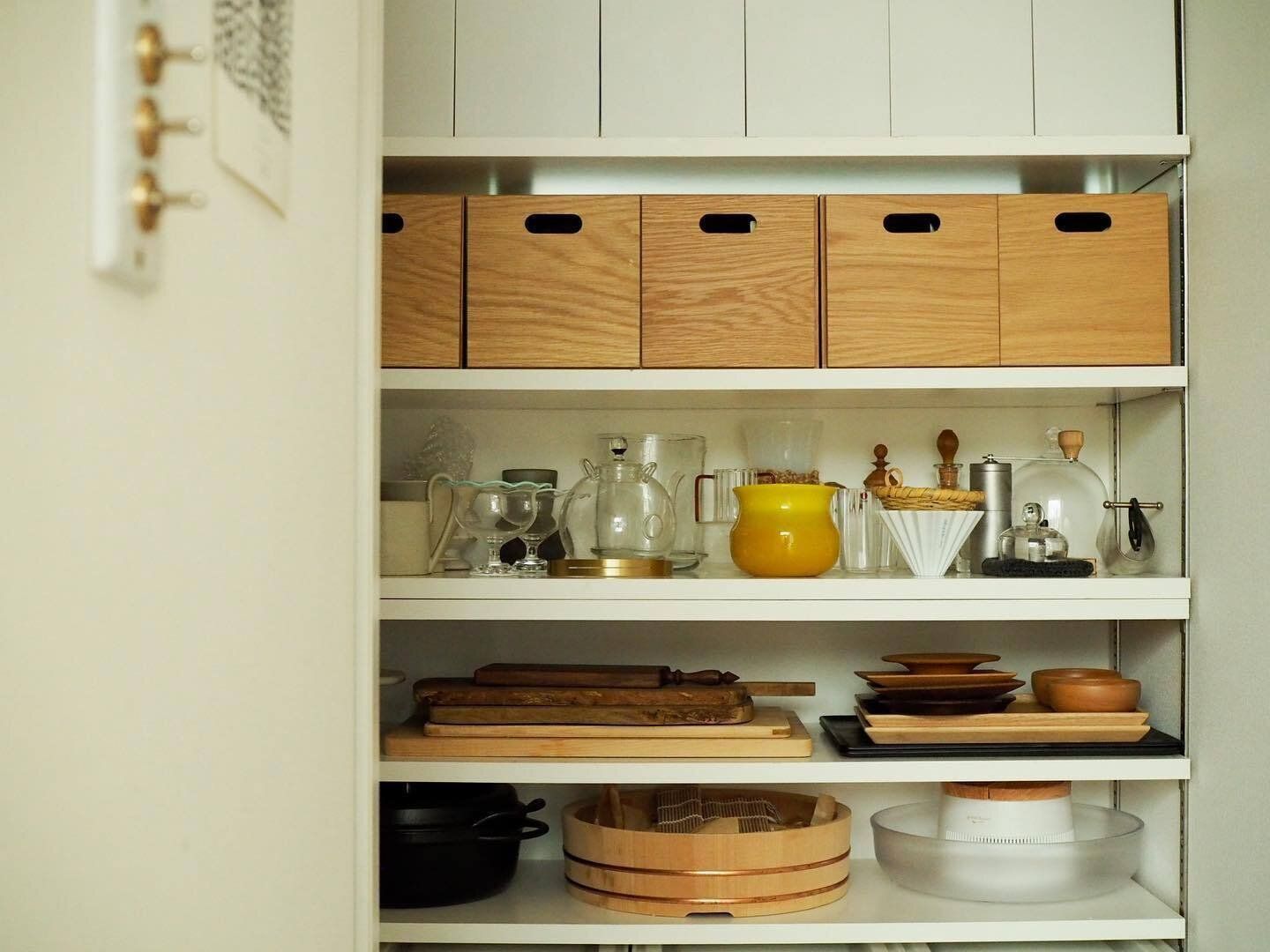 使う収納アイテムで生活感をカバー!