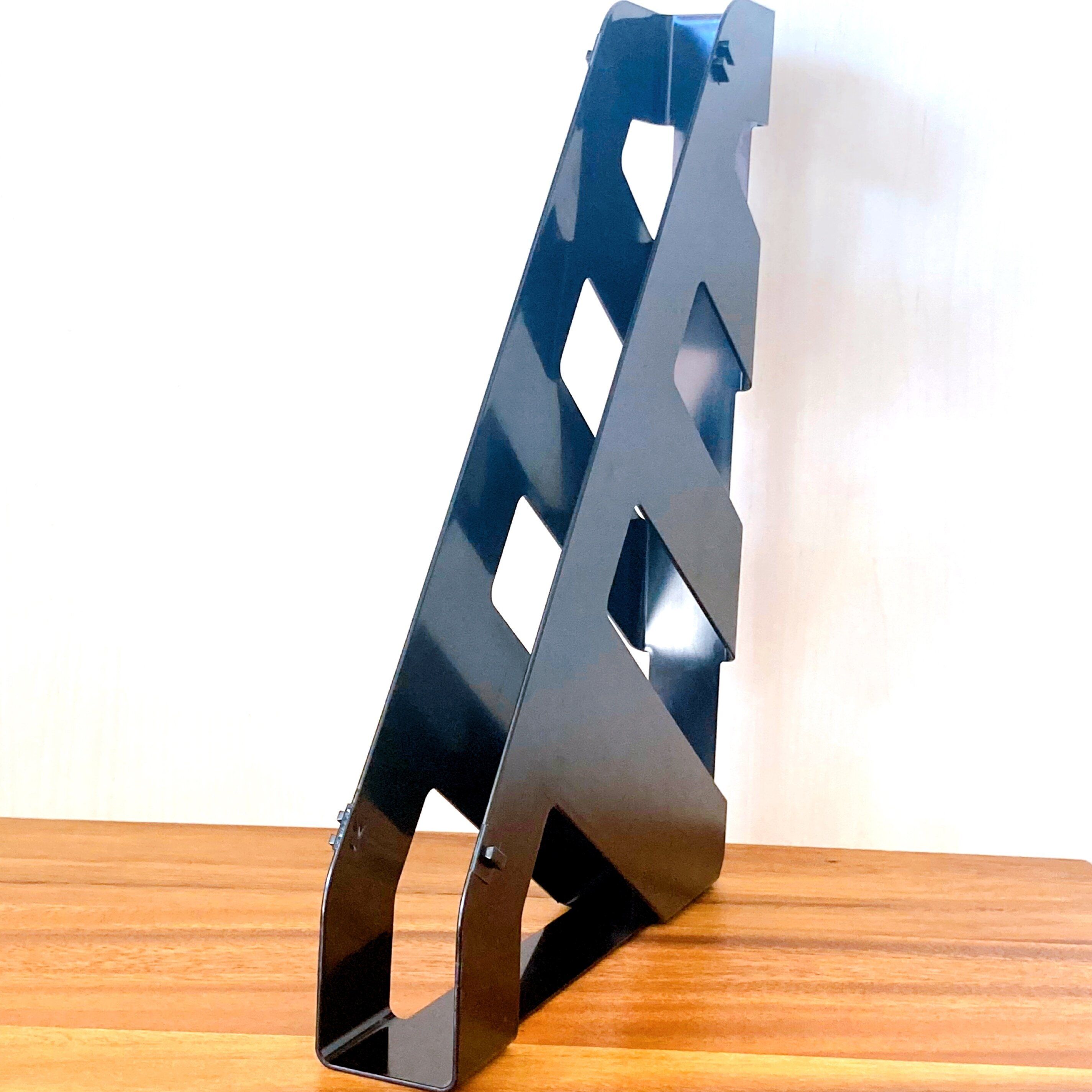 幅が半分になったファイルスタンド