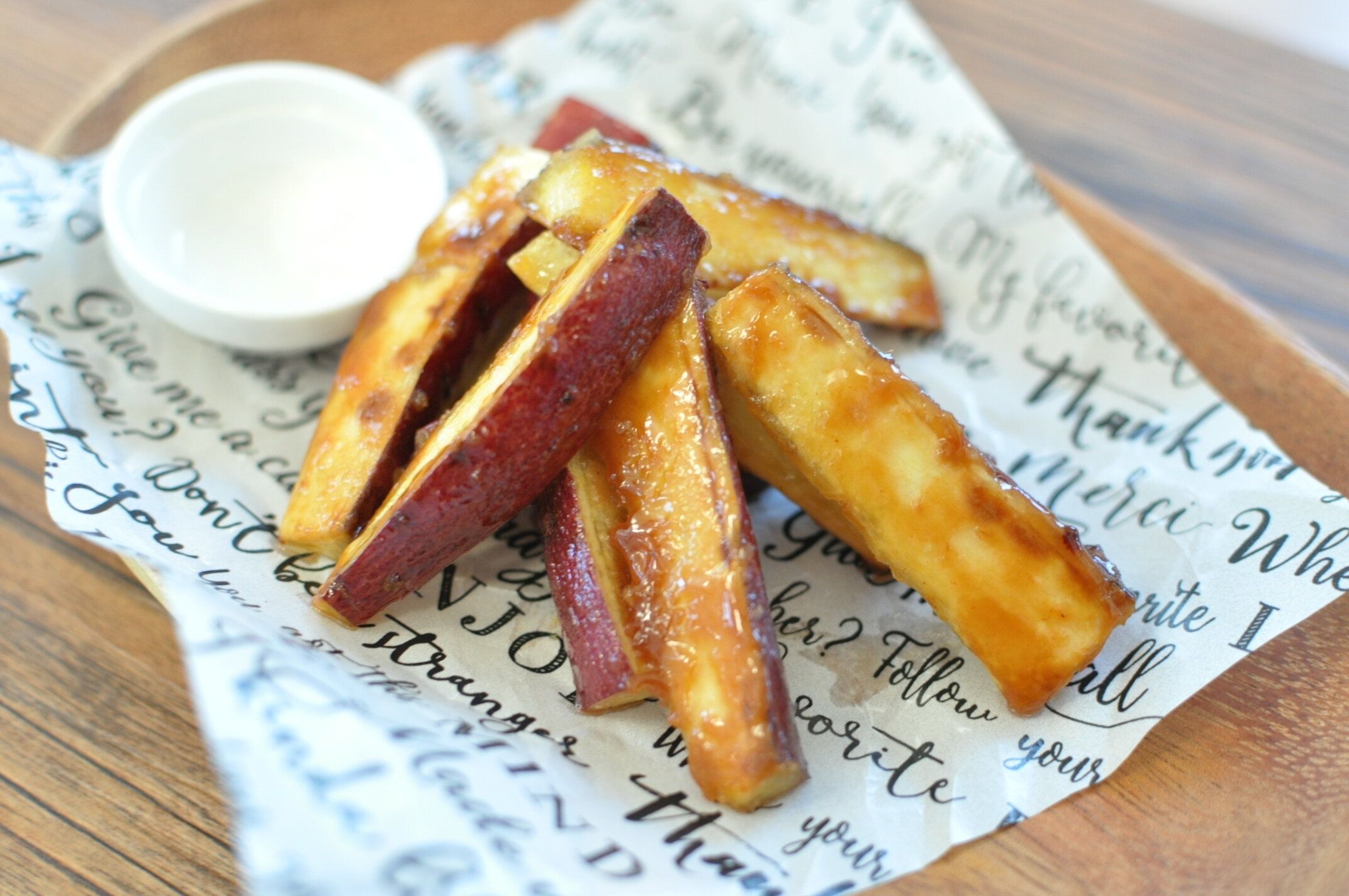 さつまいもの塩バターキャラメルを盛り付けた様子