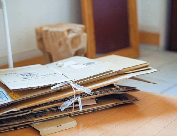 段ボールは玄関で処分。